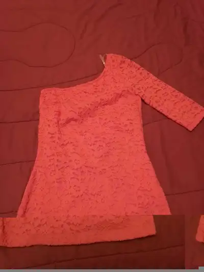 Womens Guess One Shoulder Top size medium, View more