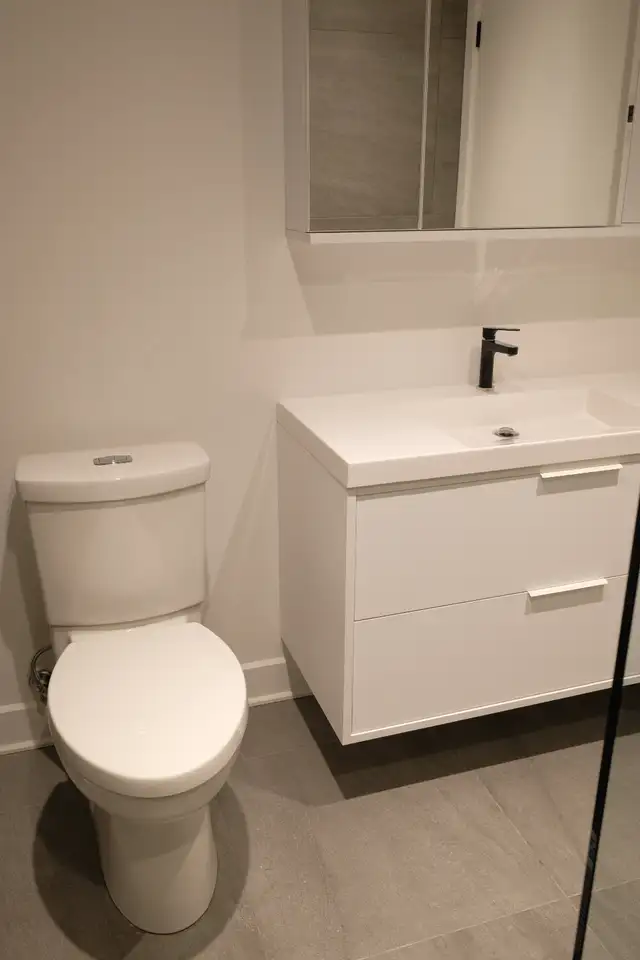 Condo Meublé Laurent Clark Studio à Louer - 1585$ - Centre Ville in Long Term Rentals in City of Montréal - Image 18