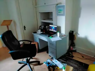 Bonjour ! Je m'apprête à quitter le Canada pour retourner chez moi, je dois donc céder le bail de mo...