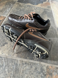 Soulier de golf  grandeur 71/2