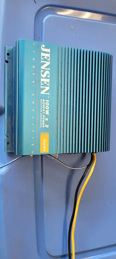 Jensen Car Amplifier A222HX 100 Watts x 2 Asking 45.00 OBO Ph or text 780-940-0574