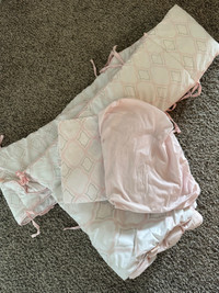 Crib Comforter Set