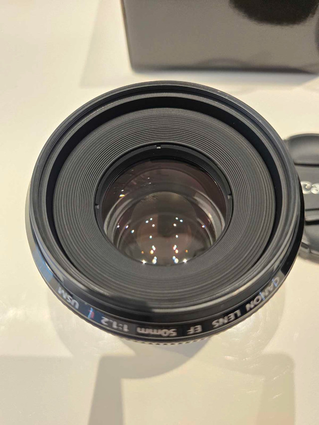 Canon EF 50mm f/1.2L USM  in Cameras & Camcorders in Markham / York Region - Image 3