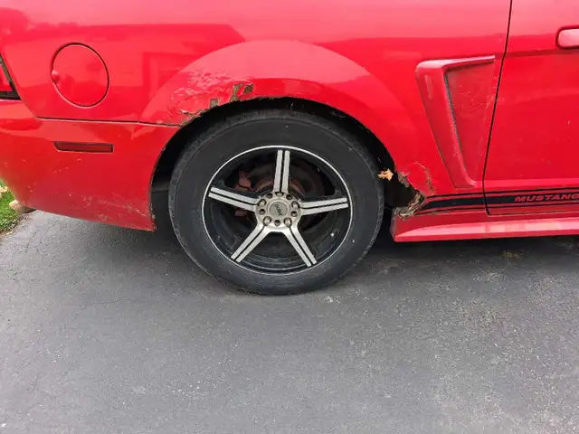 2004 FORD MUSTANG RUNS NEEDS SOME WORK594614105450096646
