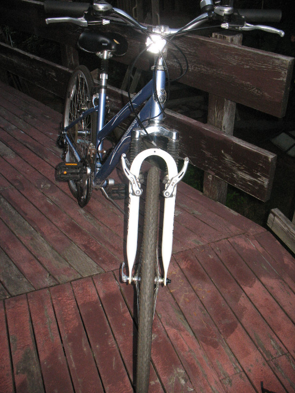 Mongoose Hybrid Bike in Cruiser, Commuter & Hybrid in City of Halifax - Image 3