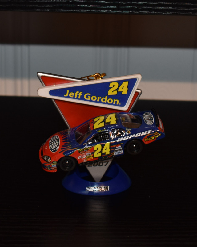 NASCAR 1/64 Scale Diecasts in Arts & Collectibles in Bedford - Image 2
