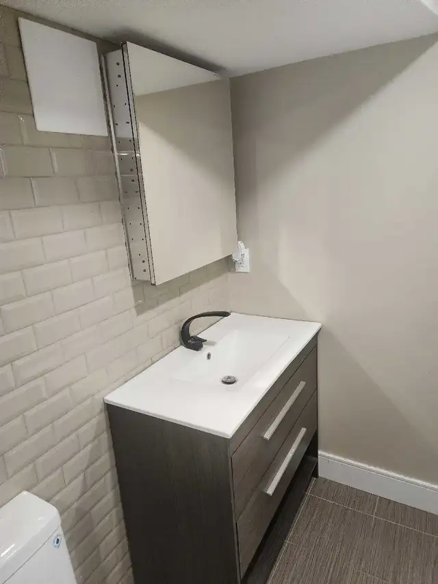 basement apartment for rent | Long Term Rentals | City of Toronto ...