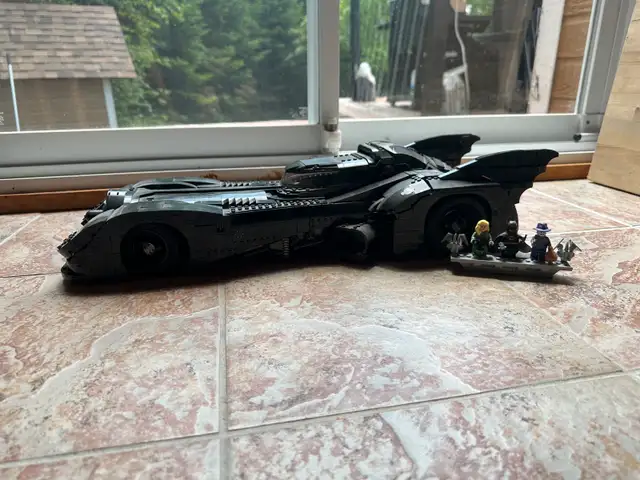 LEGO Batmobile 1989 (76139) - Rare, complete, like new!62863275426050123