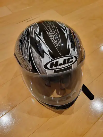 HJC motorcycle helmet. Excellent condition, barely used.