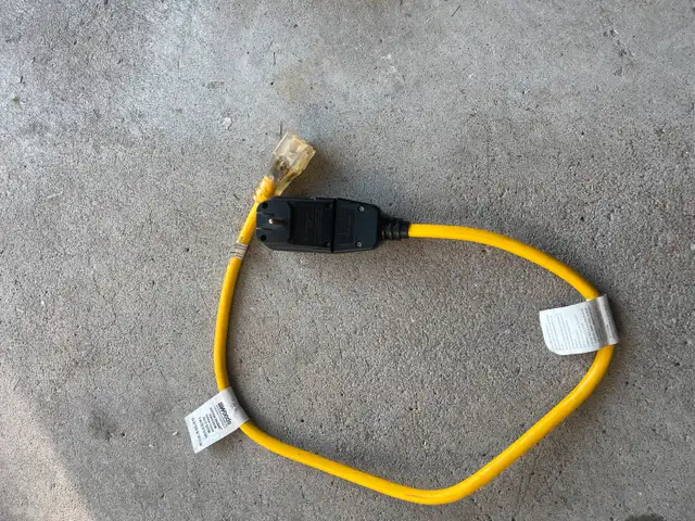 Woods Extension Cord in Electrical in Markham / York Region - Image 3