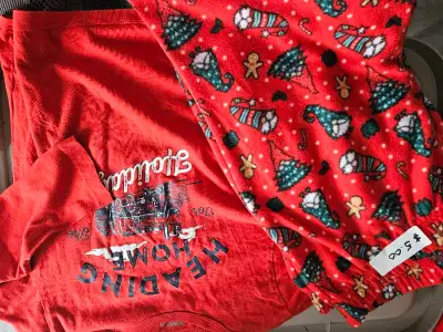 OshKosh Pajamas Holiday Theme, size small, 7, View more