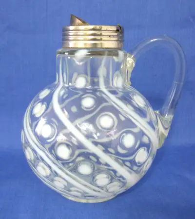 PETIT PICHET pour SIROP en VERRE OPALESCENT GLASS SYRUP PITCHER. English spoken, p.m. me if details...