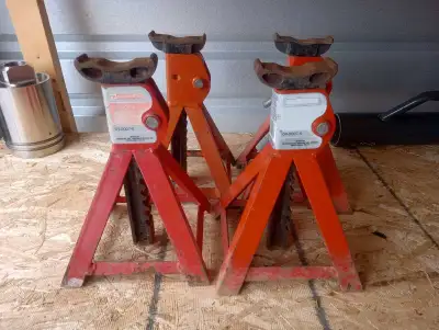 Jack stands , View more