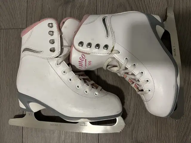 Figure skate in Skates & Blades in City of Toronto - Image 2