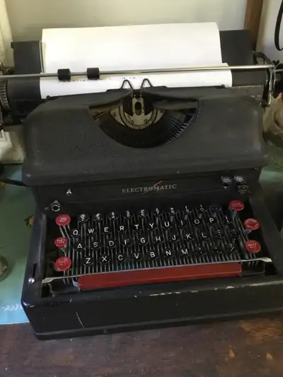 Antique IBM Electromatic typewriter. Great display piece. Very heavy. Haven’t tested it lately as to...