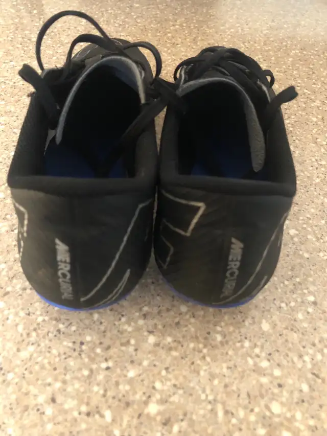 *DEAL*Soulier soccer NIKE Mercurial Noir - 7.5 Youth in Soccer in Gatineau - Image 5