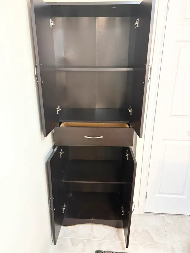 Furnished, Basement Room with Private Fridge available63849108136579122