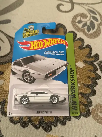 Hot Wheels Lotus Esprit S1, View more