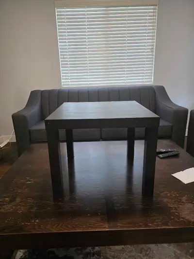 its barely used still in a brand new condition.