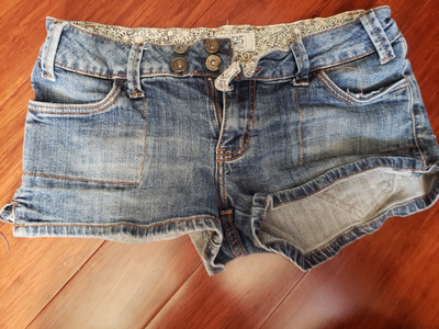 Women's jean shorts size 11 (Med), View more