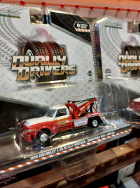 DIECAST CARS & TRUCKS 1:64 
WRECKER 