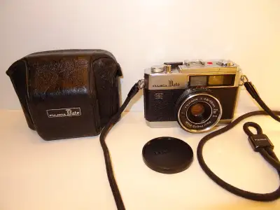 I have a mint "like new" condition, excellent working, film tested, extremely rare to find, very col...