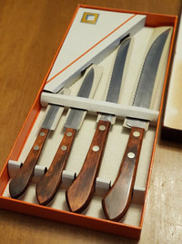 Oneida knife set