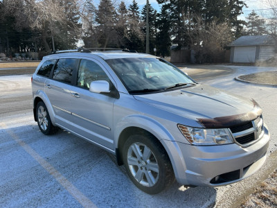 Dodge Journey RT - 2010 - AWD - Leather - 7 seater option