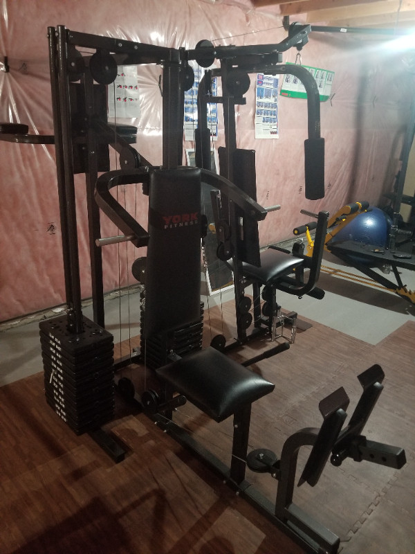 YORK 7240 Multi Gym + YORK 7245 Leg Press and VKR attachment in Exercise Equipment in Oakville / Halton Region - Image 3