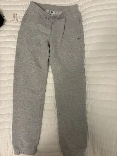 Aritzia sweatpants , View more