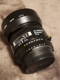 Nikon 50mm f1.4 lens w/ HS-9 Metal Hood