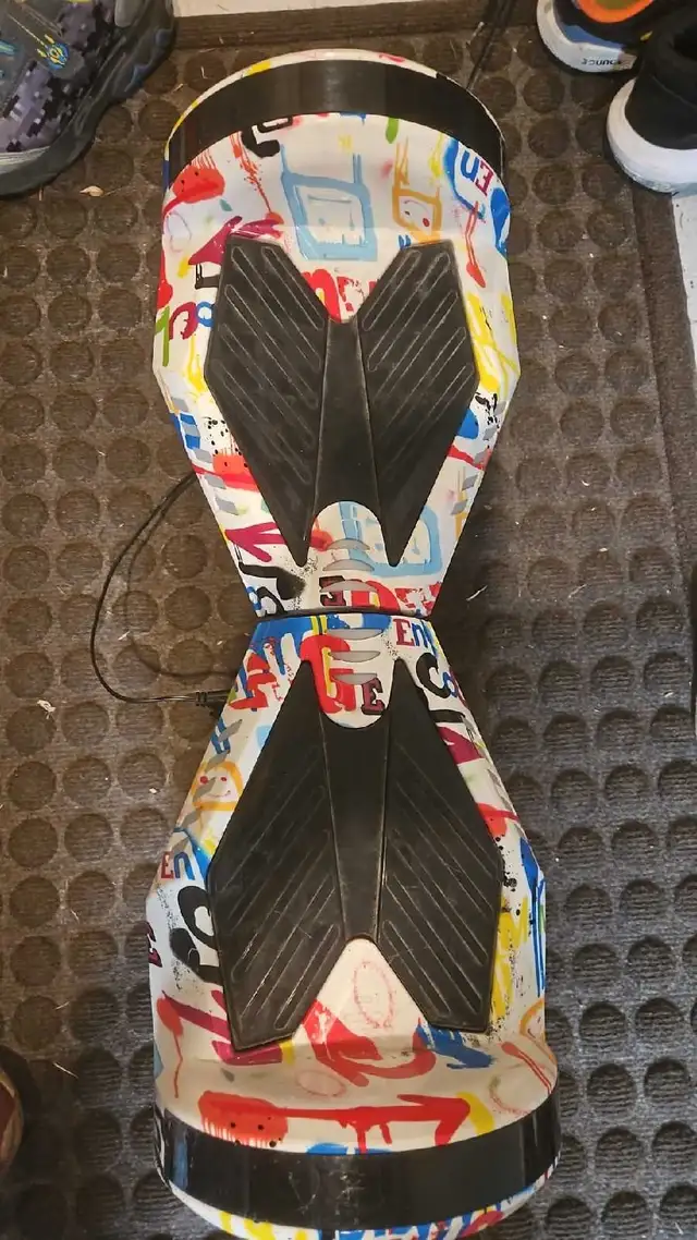 Hoverboard497683160504750080