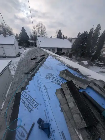 As Spring approaches be sure to make sure the thaw on the roof is not causing grief. Symptoms includ...