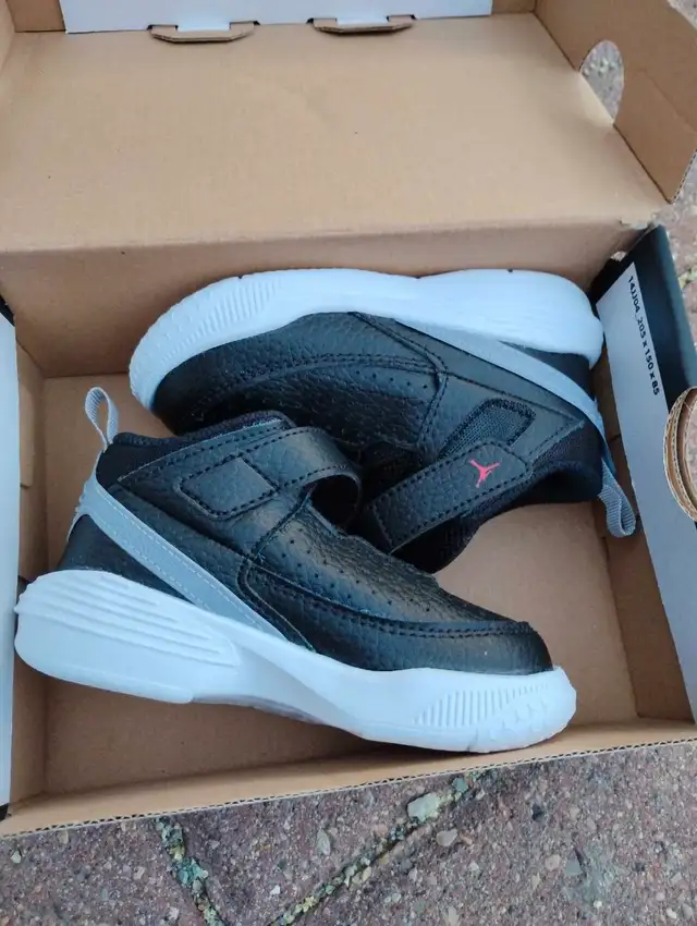 7c Jordans  in Clothing - 9-12 Months in Regina - Image 2