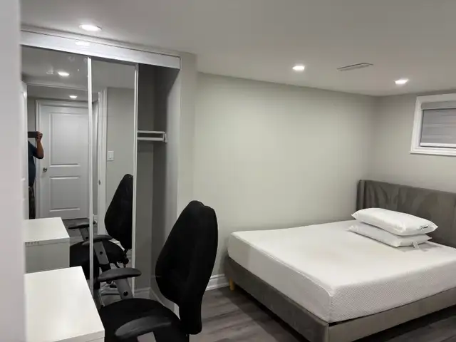 Room Rental at convenient location