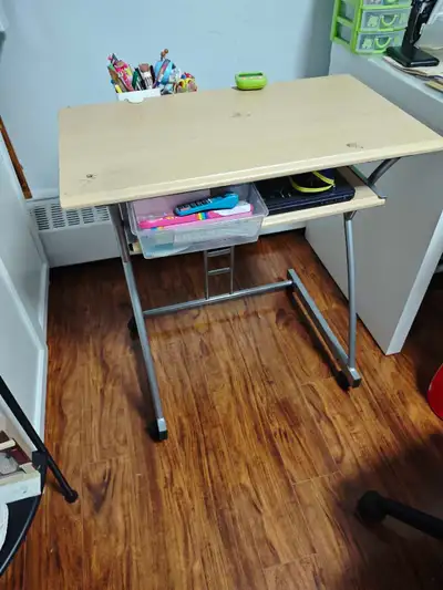 Little computer desk with castors, View more