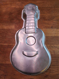 Wilton Guitar Cake Pan (2000)