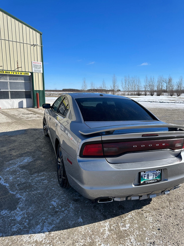 2014 dodge charger saftied  in Cars & Trucks in Portage la Prairie - Image 3