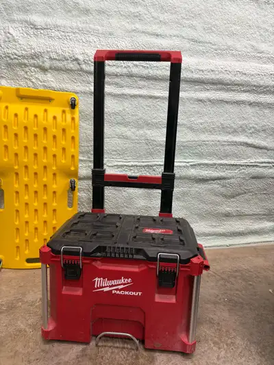 Milwaukee rolling Packout, View more