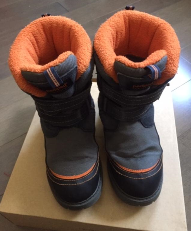 Pediped Flex Boys Size 33 /1.5-2 Boots Grey Suede Waterproof in Kids & Youth in Markham / York Region - Image 3