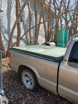 2002 Chevrolet S-10 LS