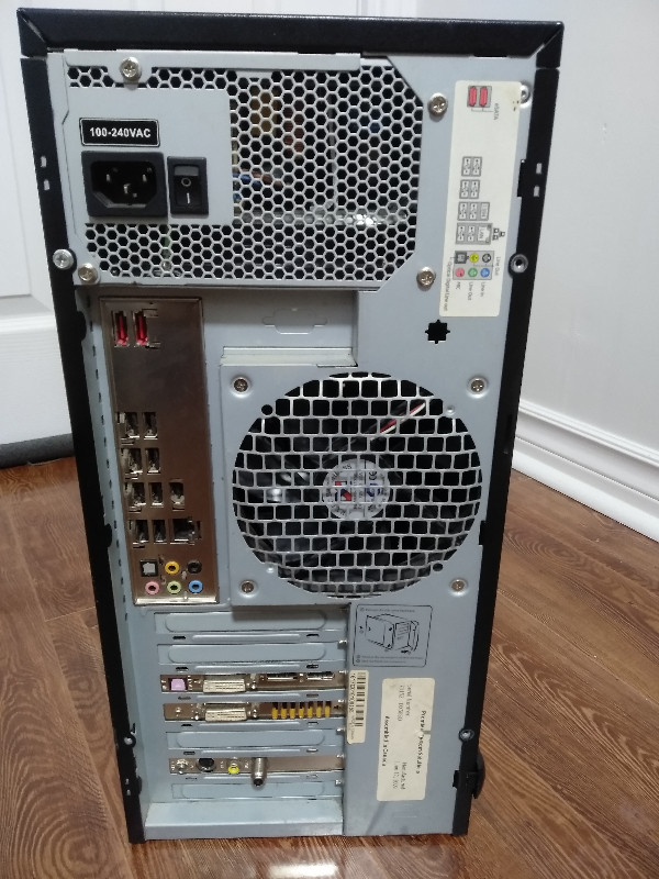 Desktop- I7, NVIDIA GeForce9600 GT, 300Gb HDD, 6 Gb RAM dans Ordinateurs de bureau  à Ville de Toronto - Image 3