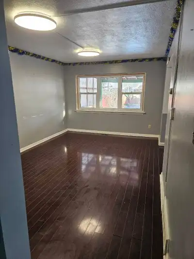 ALL-FEMALE rooms (move-in ready) are available for rent (shared or private) in a semi-detached two-s...