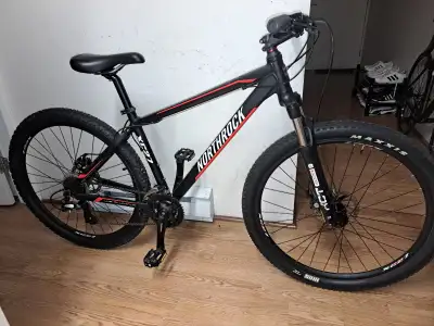 Northrock (Giant) XC27 aluminum hardtail XC mountain bike. 17"/M, View more