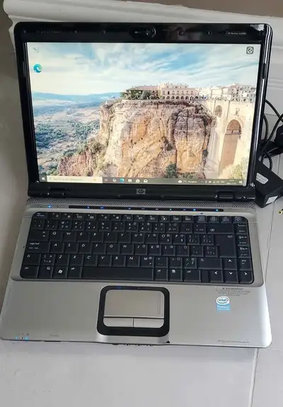 HP Pavilion 14" Intel 1.7Ghz 4GB 250GB Mc office Pro, View more