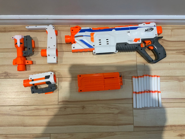 Nerf Regulator in Toys & Games in Gatineau