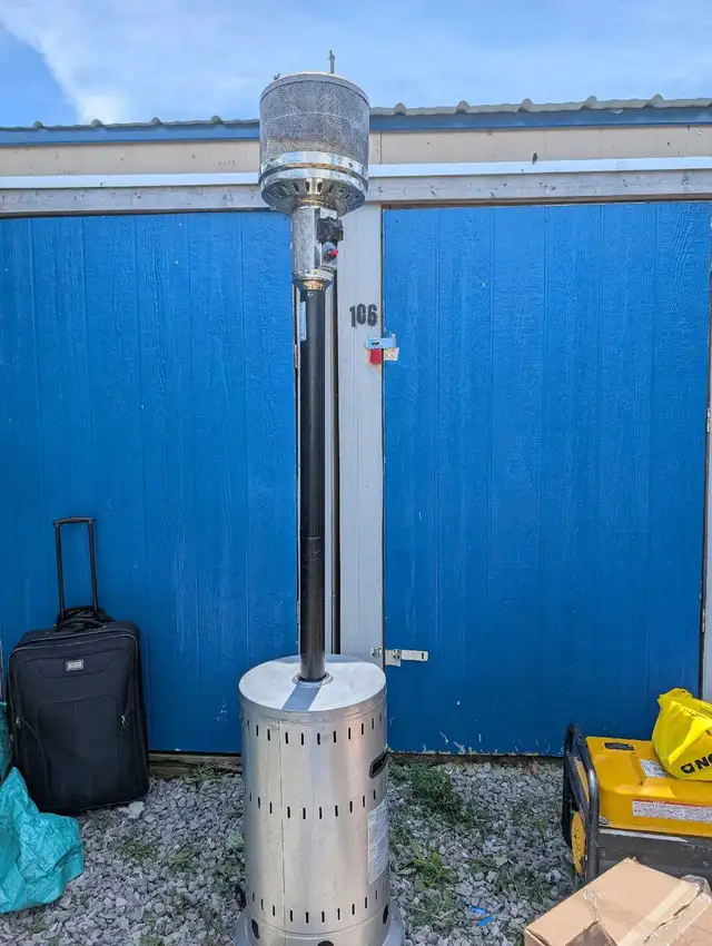 Outdoor Patio Heater in Patio & Garden Furniture in St. Catharines - Image 3