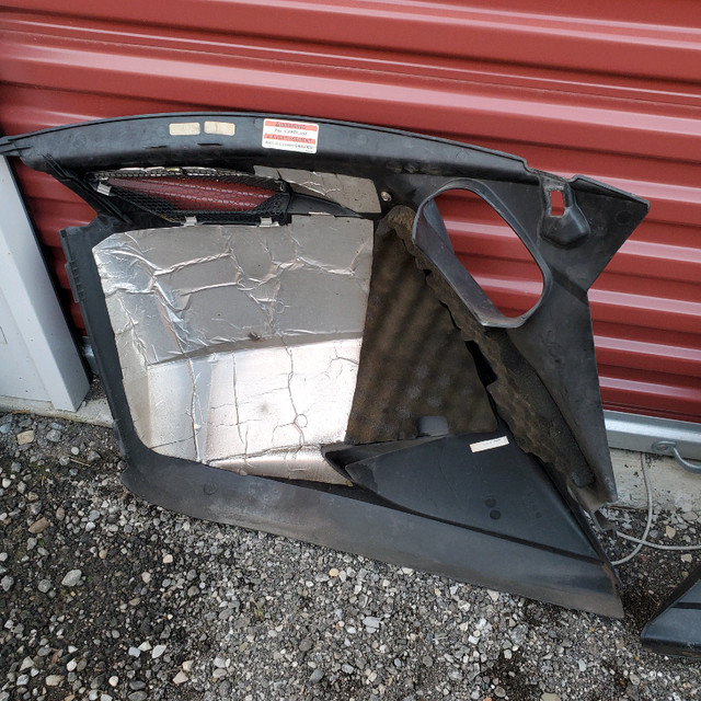 Ski-Doo Rev Chassis Side Panels in Snowmobiles Parts, Trailers & Accessories in Brantford - Image 3