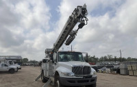 2016 International 4300 with Altec DC47-TR Digger Derrick Unit