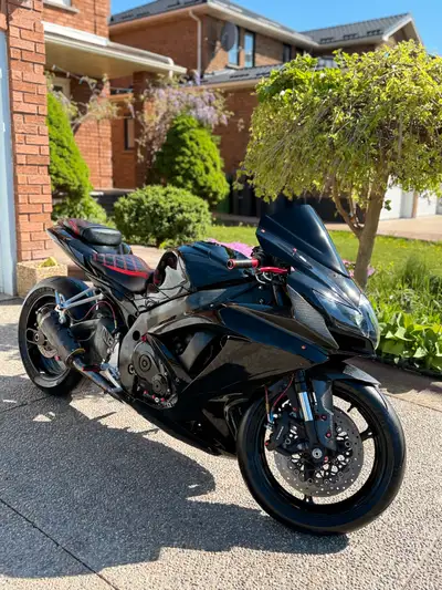 Selling my beautiful 2008 Suzuki GSXR 750 runs no problems. Oil change was just done. It’s got two B...